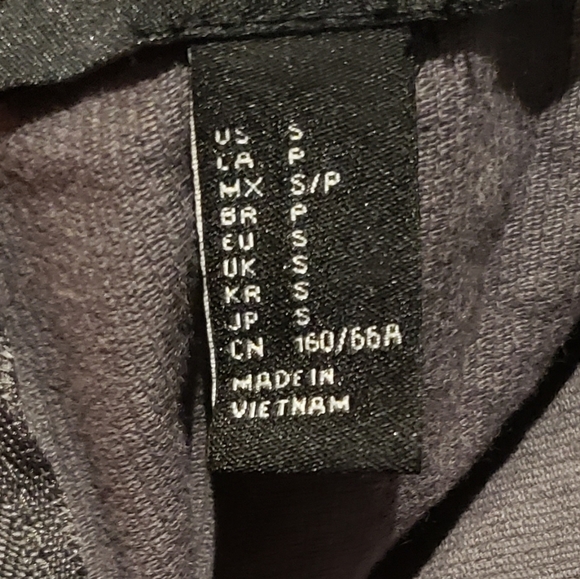 Forever21 grey corduroy skirt size small - Picture 4 of 4